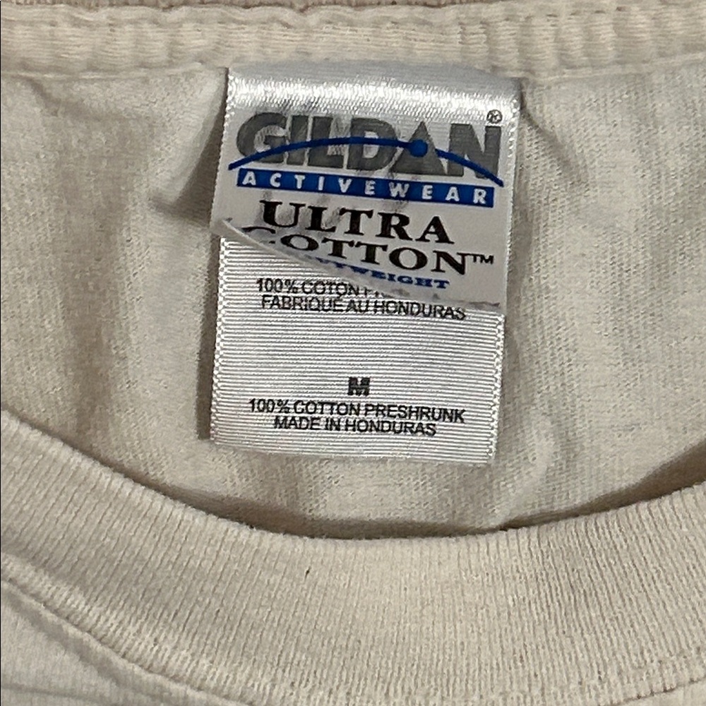 Gildan Cream Graphic 'LLama' Scenic Logo Tee - Picture 2 of 2